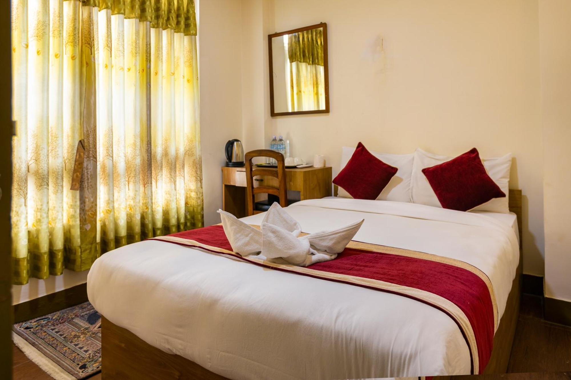Hotel Sekai Катманду Экстерьер фото