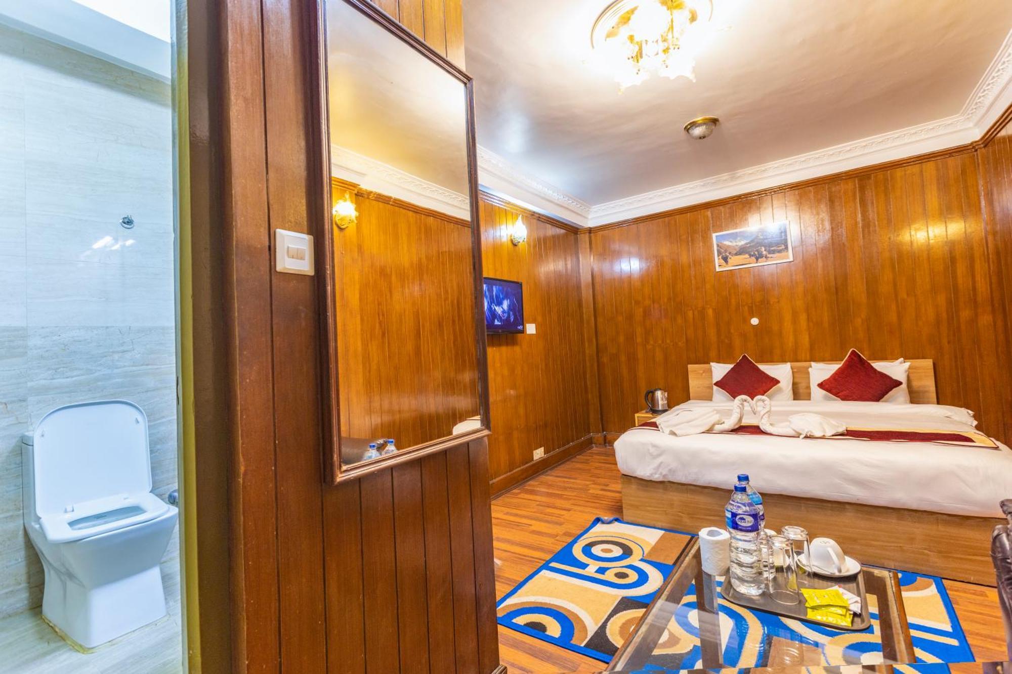 Hotel Sekai Катманду Экстерьер фото