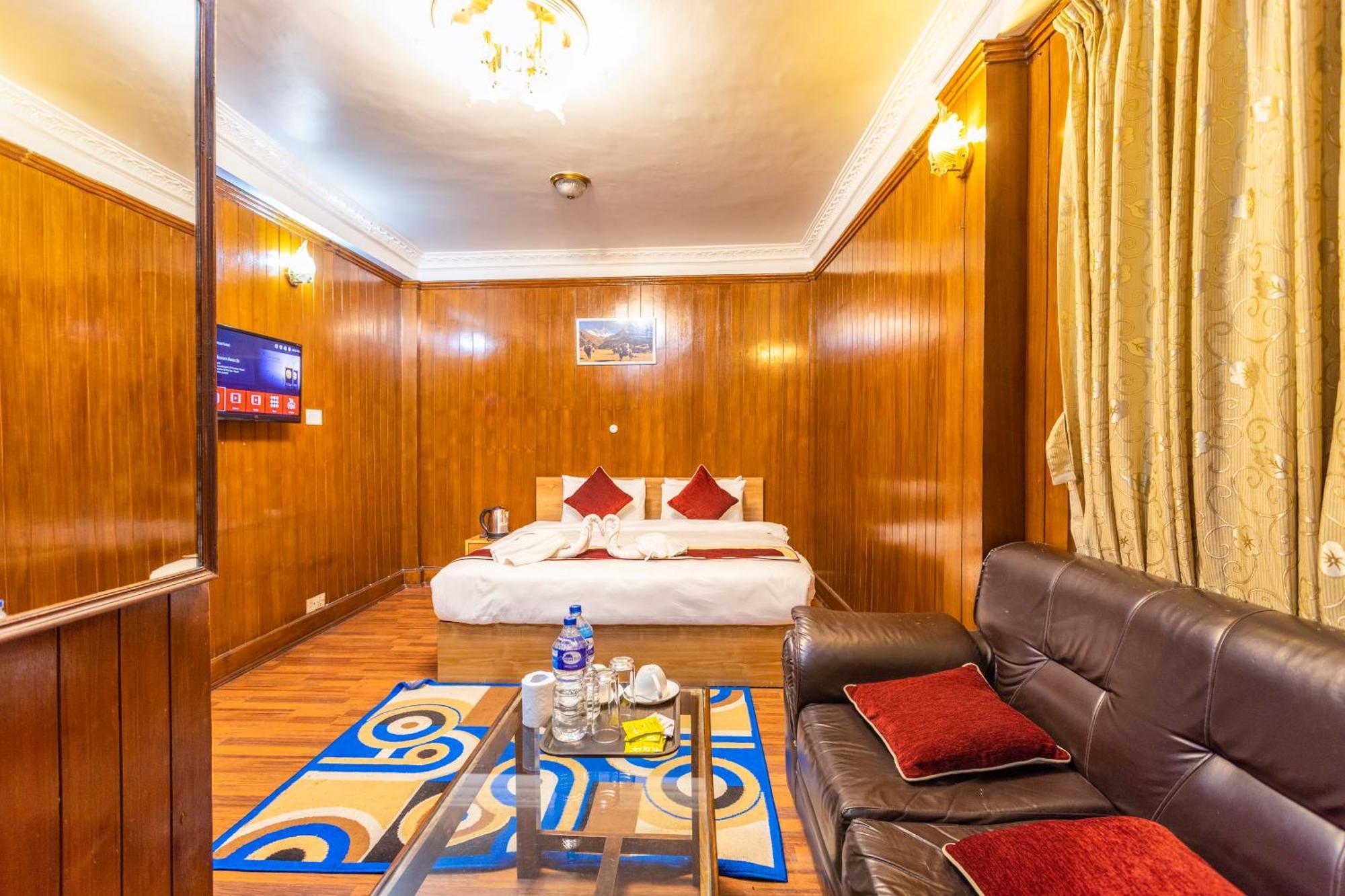 Hotel Sekai Катманду Экстерьер фото